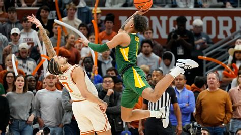 Texas House committee considers sports betting, casino legalization.